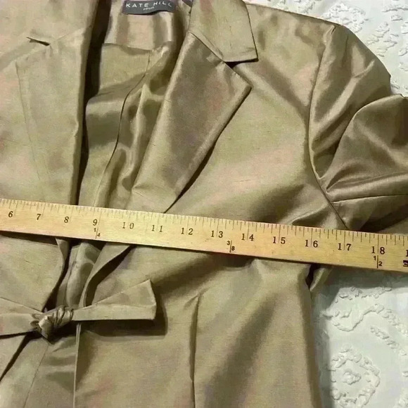 Kate Hill 100% Silk Tan Tie Women’s Blazer Size 4 Petite - Picture 4 of 9